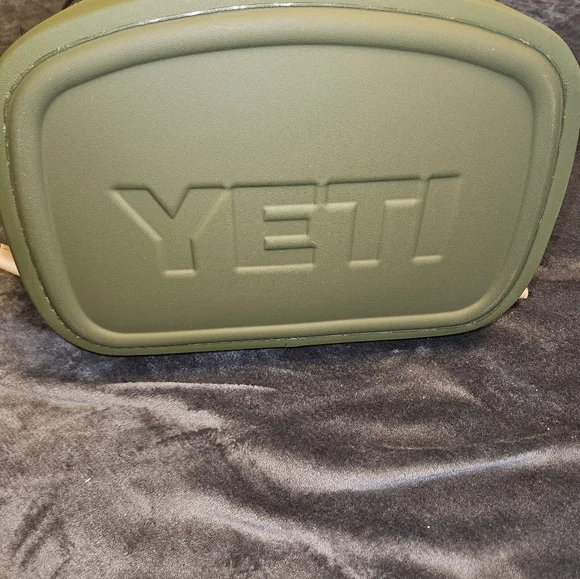 YETI Olive M20 Backpack Cooler